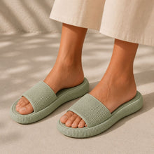 Lade das Bild in den Galerie-Viewer, Orthoslipper — Schmerzlindernde Komfort-Slipper | Rutschfest &amp; Federleicht
